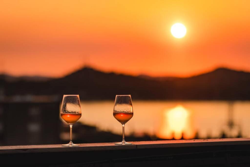 The Spot - Rooftop In The City Centre + Parking Šibenik Buitenkant foto